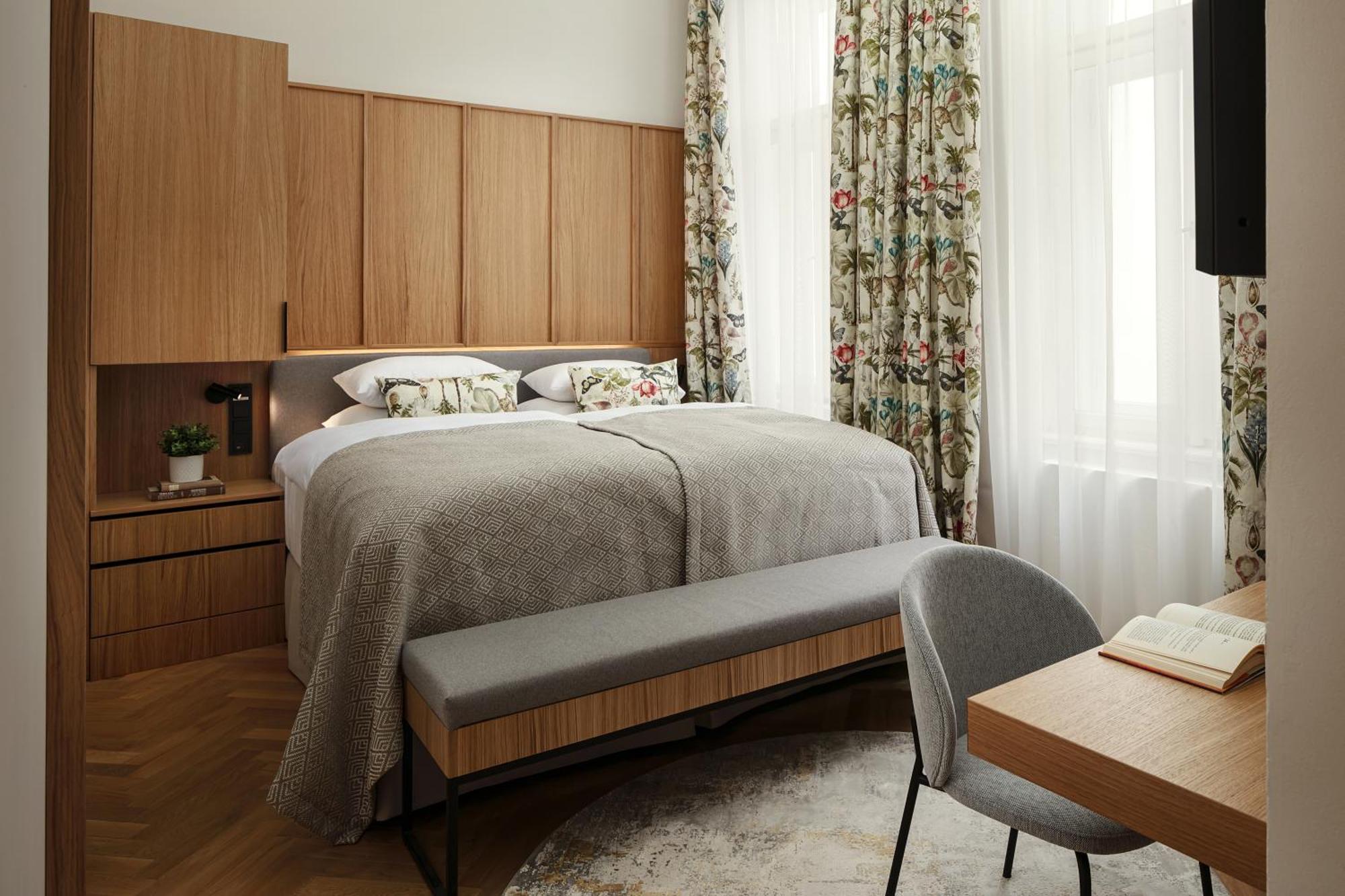 R16 Residences Praga