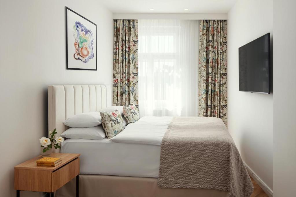R16 Residences Praga