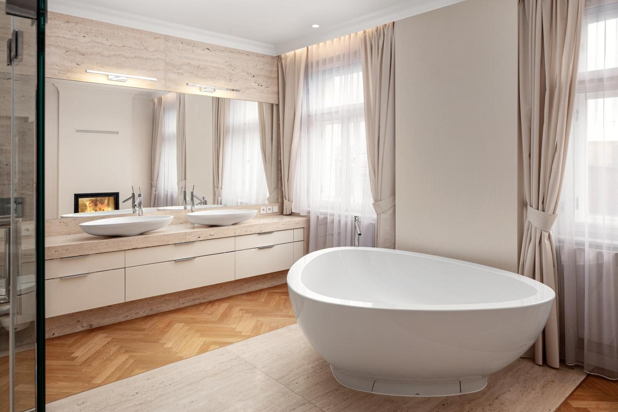 Apartahotel R16 Residences 5*
